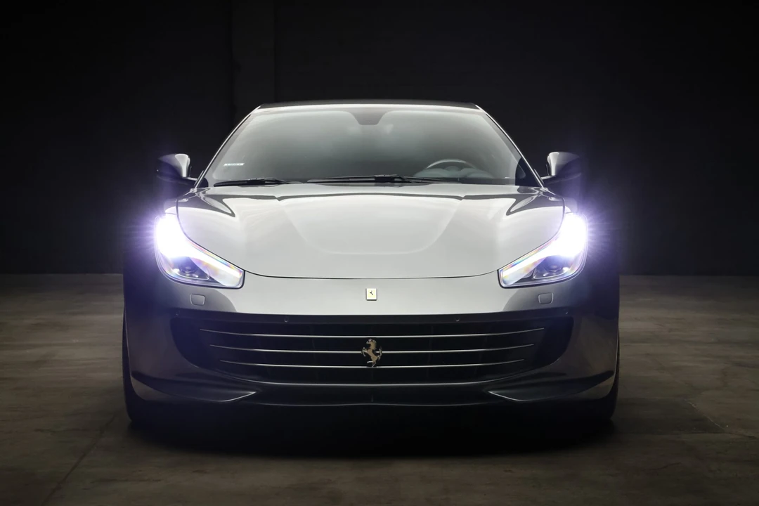 2018 Ferrari GTC4Lusso - Image 9 of 31