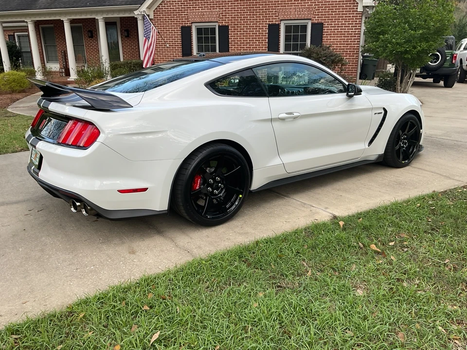 2018 Ford S550 Shelby Mustang GT350R - Image 8 of 31