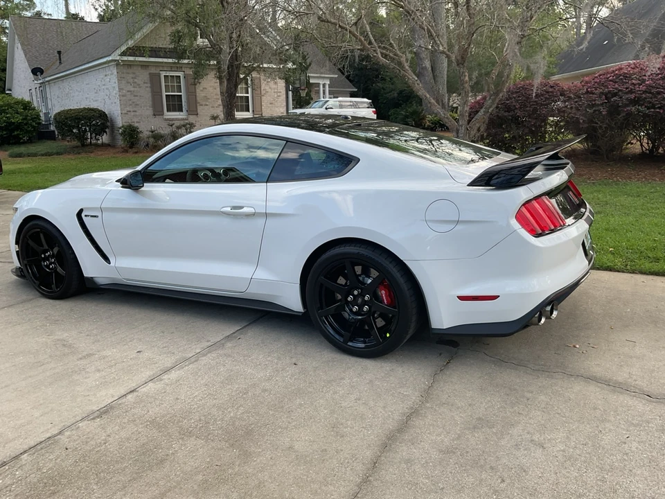 2018 Ford S550 Shelby Mustang GT350R - Image 4 of 31