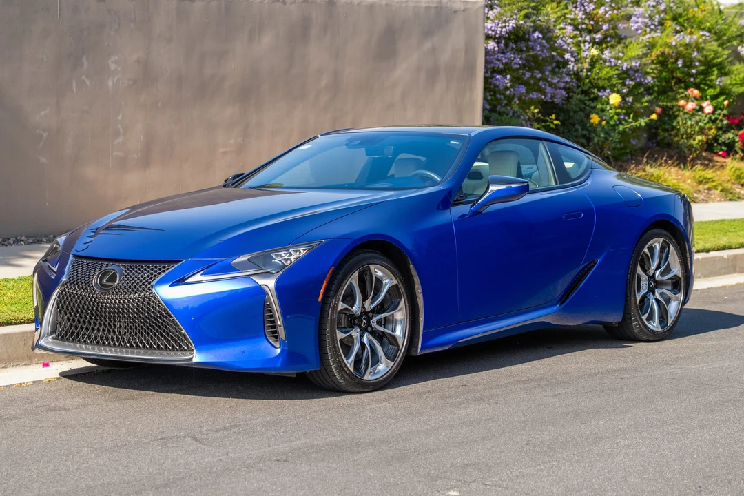 2018 Lexus LC - Image 2 of 31