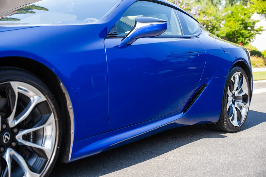 2018 Lexus LC - Image 21 of 31