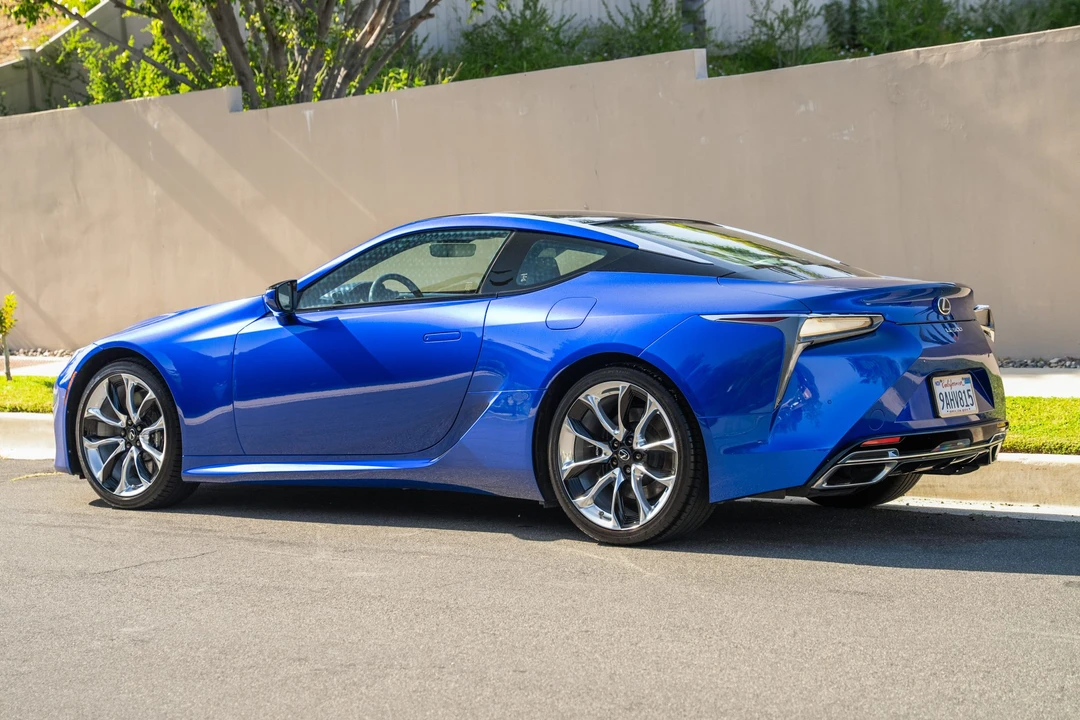 2018 Lexus LC - Image 4 of 31