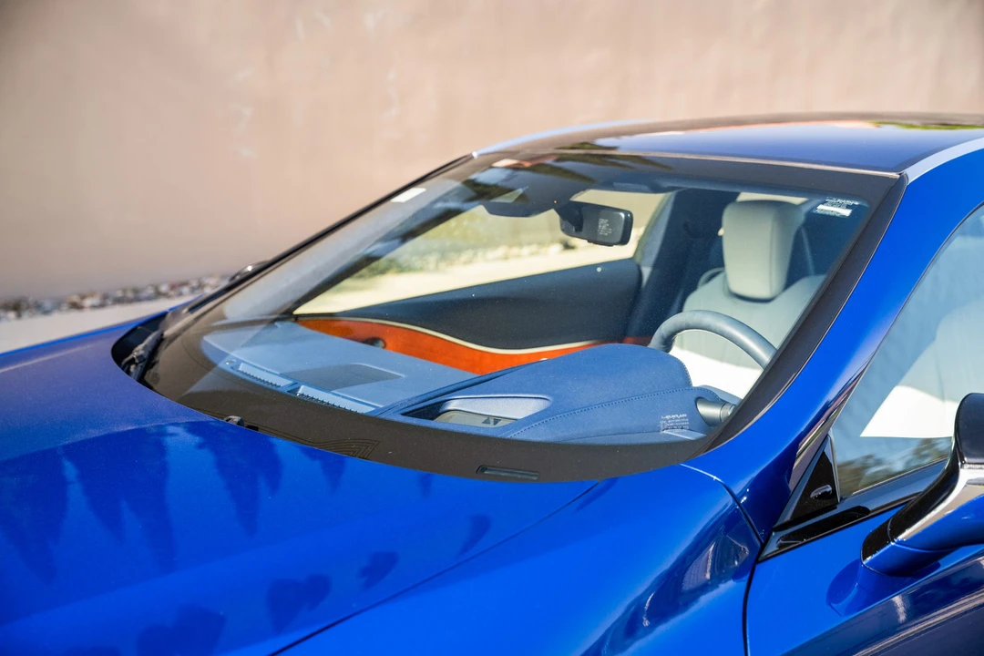 2018 Lexus LC - Image 19 of 31