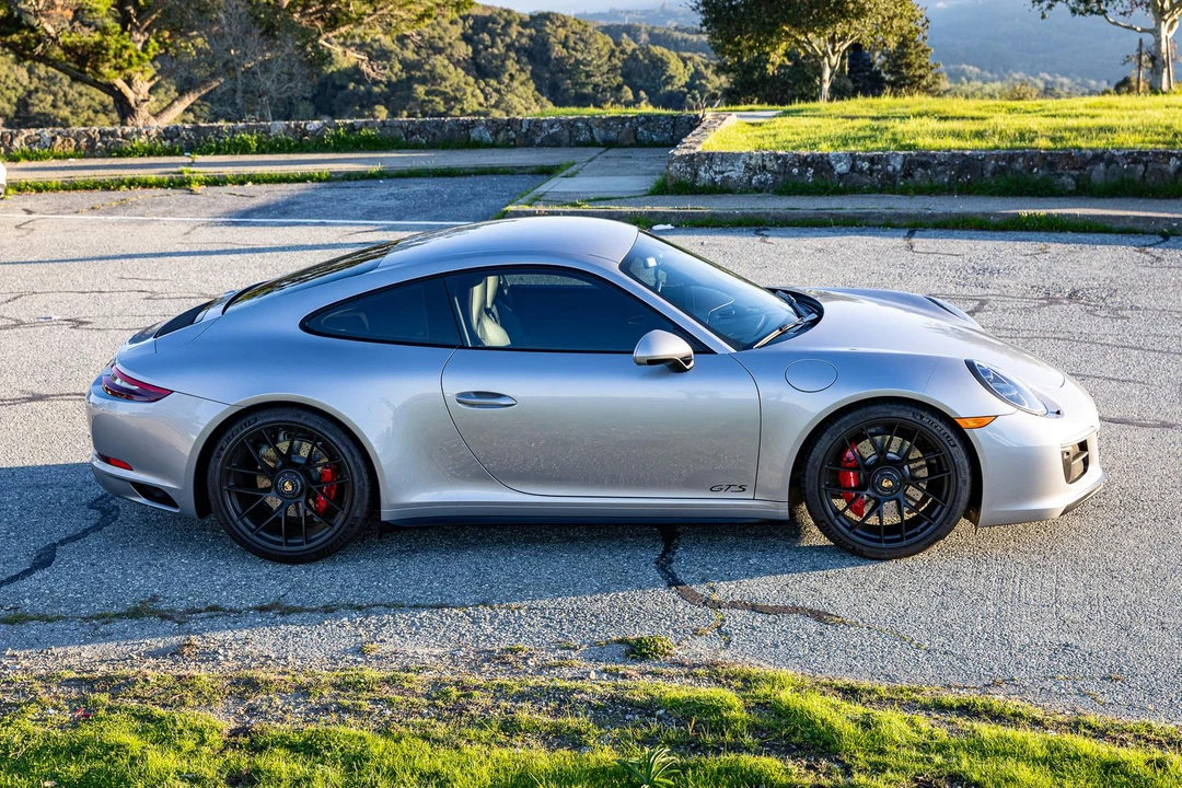 2018 Porsche 991 Carrera GTS - Image 24 of 31