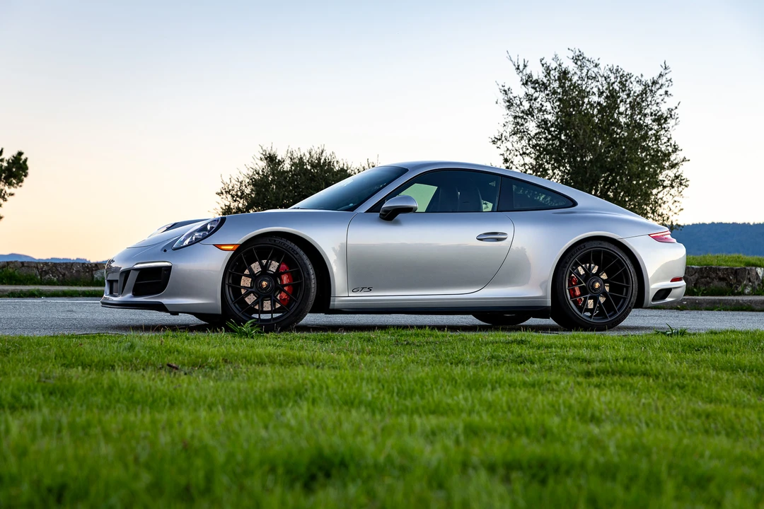 2018 Porsche 991 Carrera GTS - Image 2 of 31