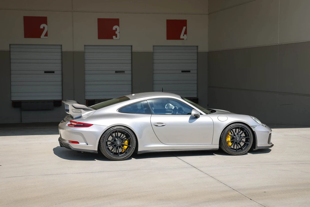 2018 Porsche 991 GT3 - Image 11 of 31