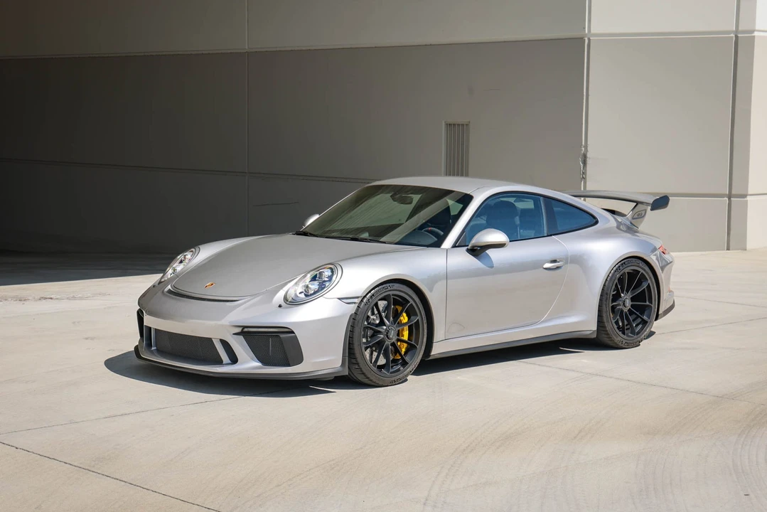 2018 Porsche 991 GT3 - Image 2 of 31