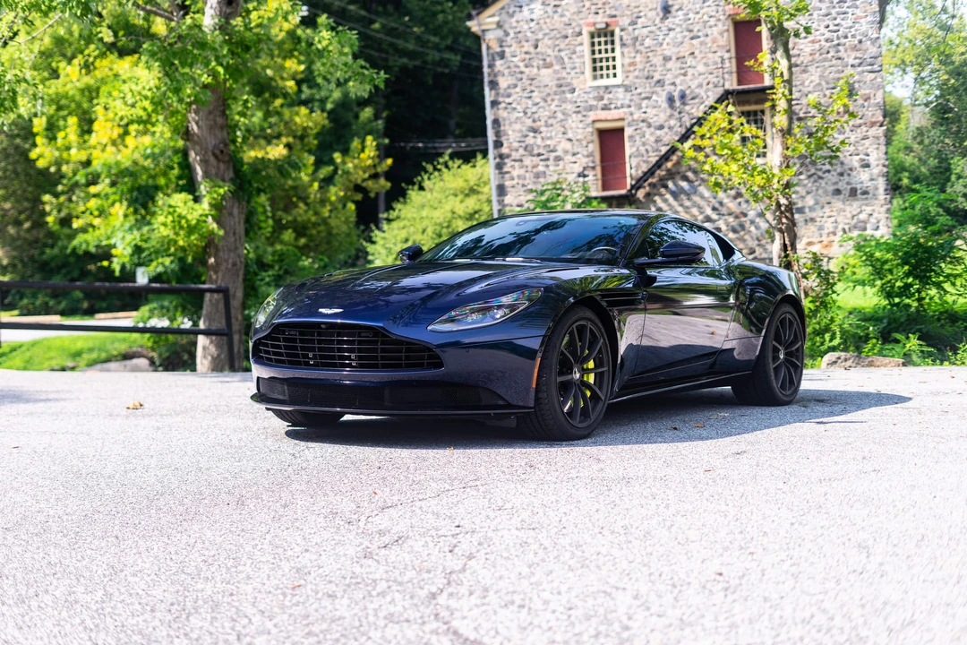 2019 Aston Martin DB11 AMR - Image 12 of 31