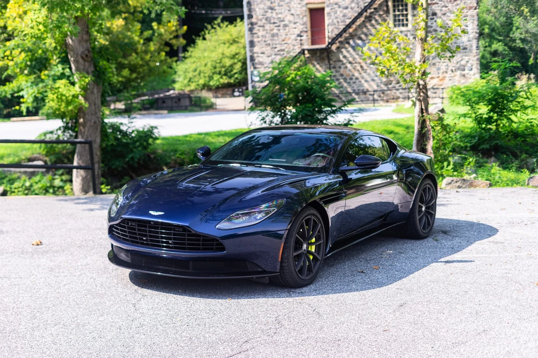 2019 Aston Martin DB11 AMR - Image 13 of 31