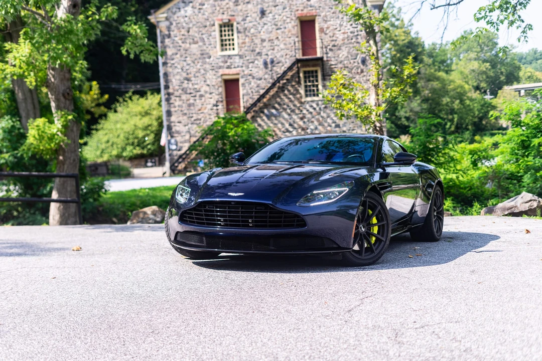 2019 Aston Martin DB11 AMR - Image 11 of 31