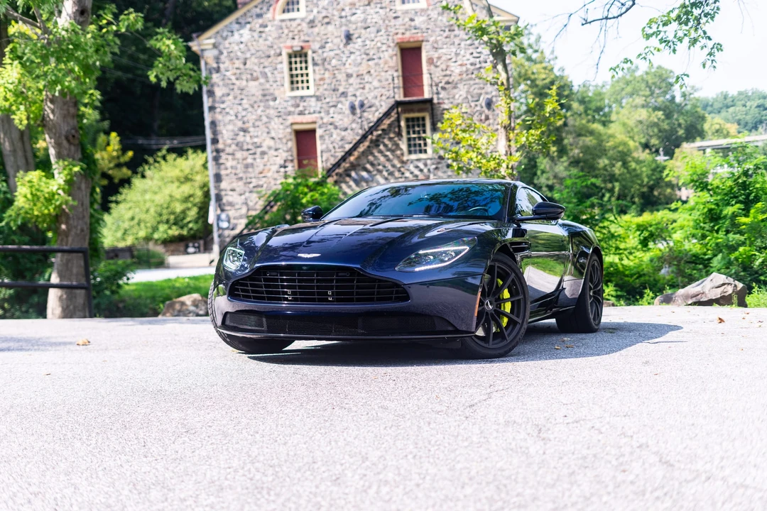 2019 Aston Martin DB11 AMR - Image 10 of 31
