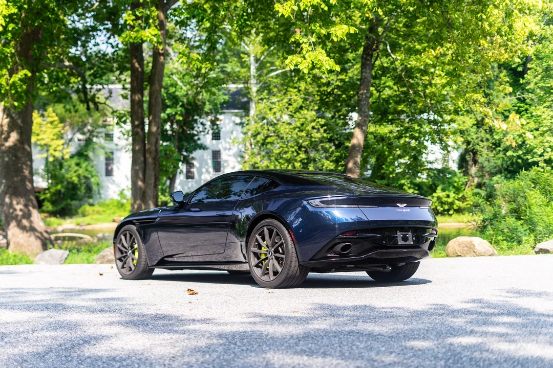 2019 Aston Martin DB11 AMR - Image 18 of 31