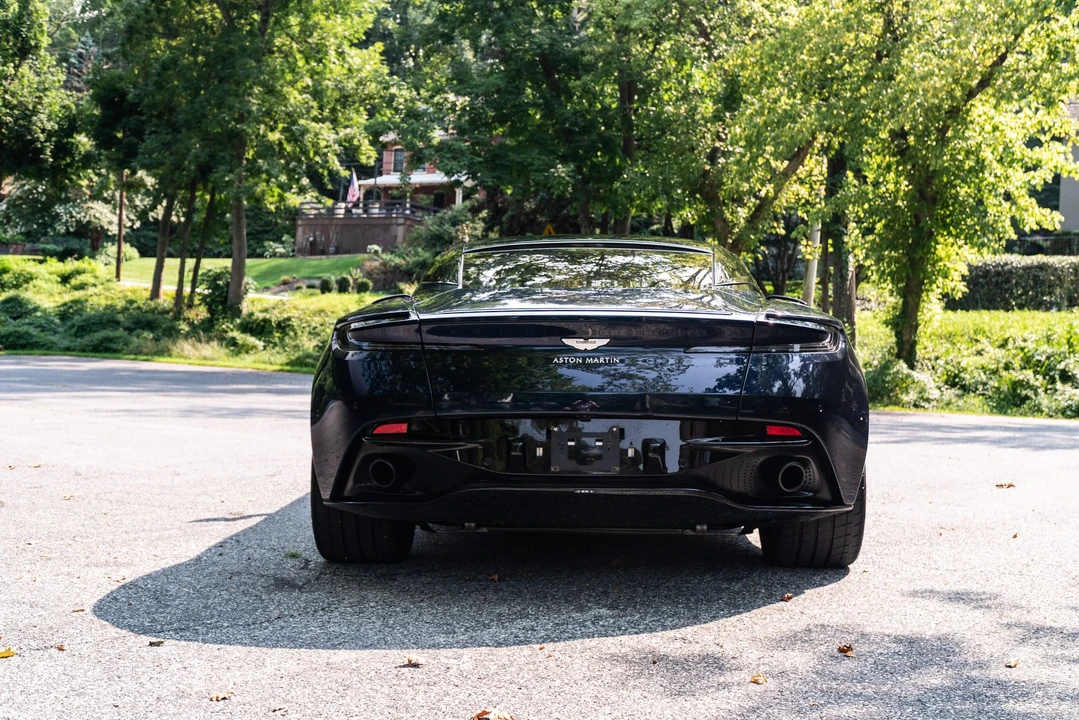 2019 Aston Martin DB11 AMR - Image 23 of 31