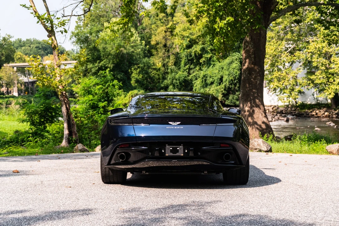 2019 Aston Martin DB11 AMR - Image 25 of 31