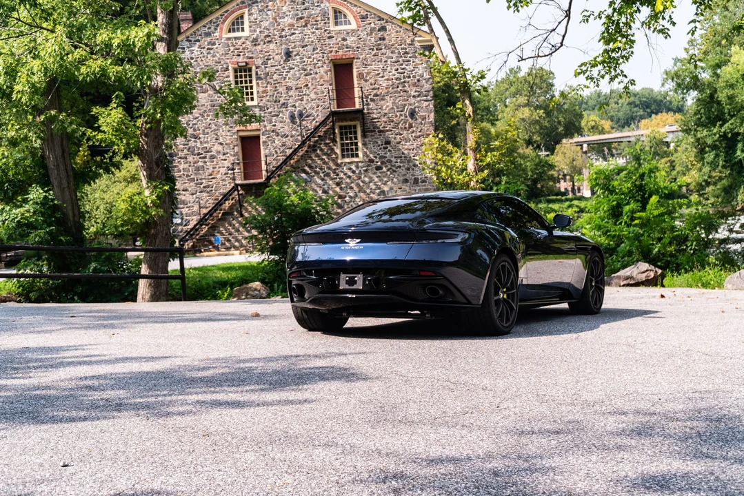 2019 Aston Martin DB11 AMR - Image 30 of 31