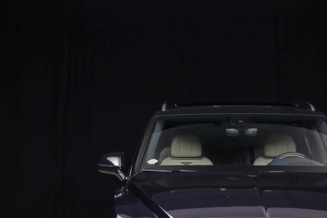 2019 Bentley Bentayga - Image 17 of 31