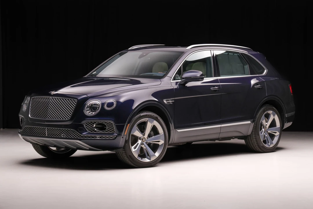 2019 Bentley Bentayga - Image 2 of 31