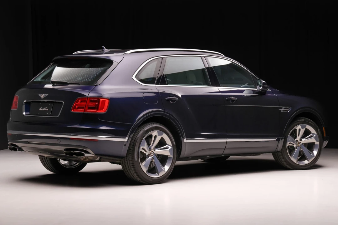 2019 Bentley Bentayga - Image 10 of 31