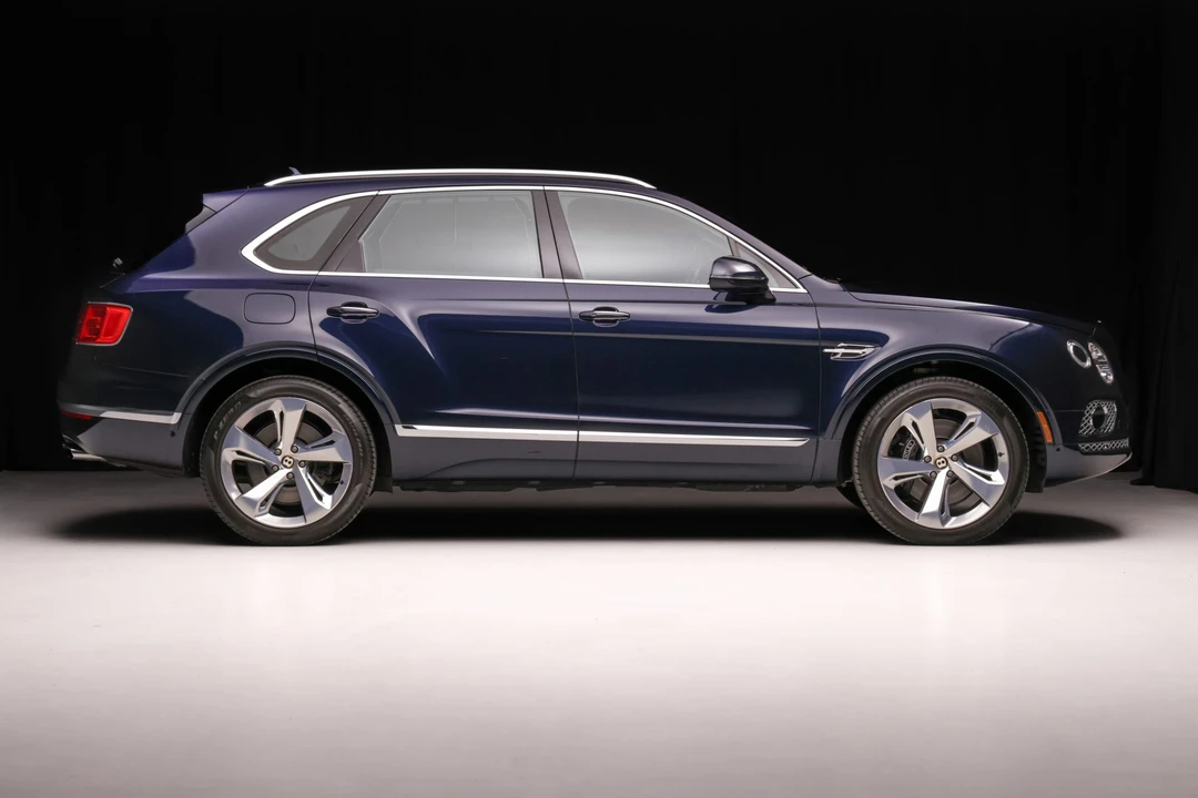 2019 Bentley Bentayga - Image 11 of 31