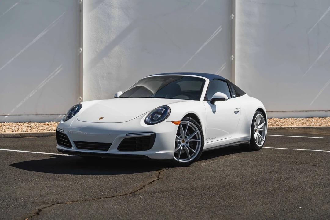 2019 Porsche 991 Targa 4 & 4S - Image 11 of 31