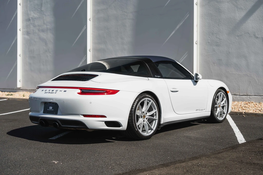 2019 Porsche 991 Targa 4 & 4S - Image 21 of 31