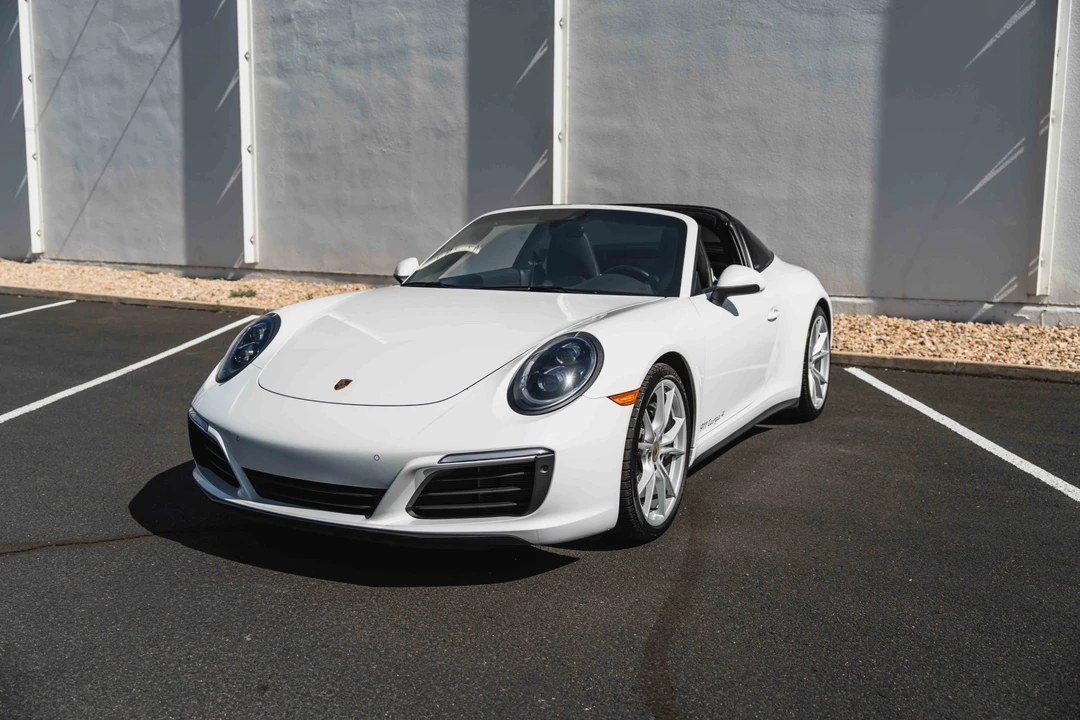 2019 Porsche 991 Targa 4 & 4S - Image 12 of 31
