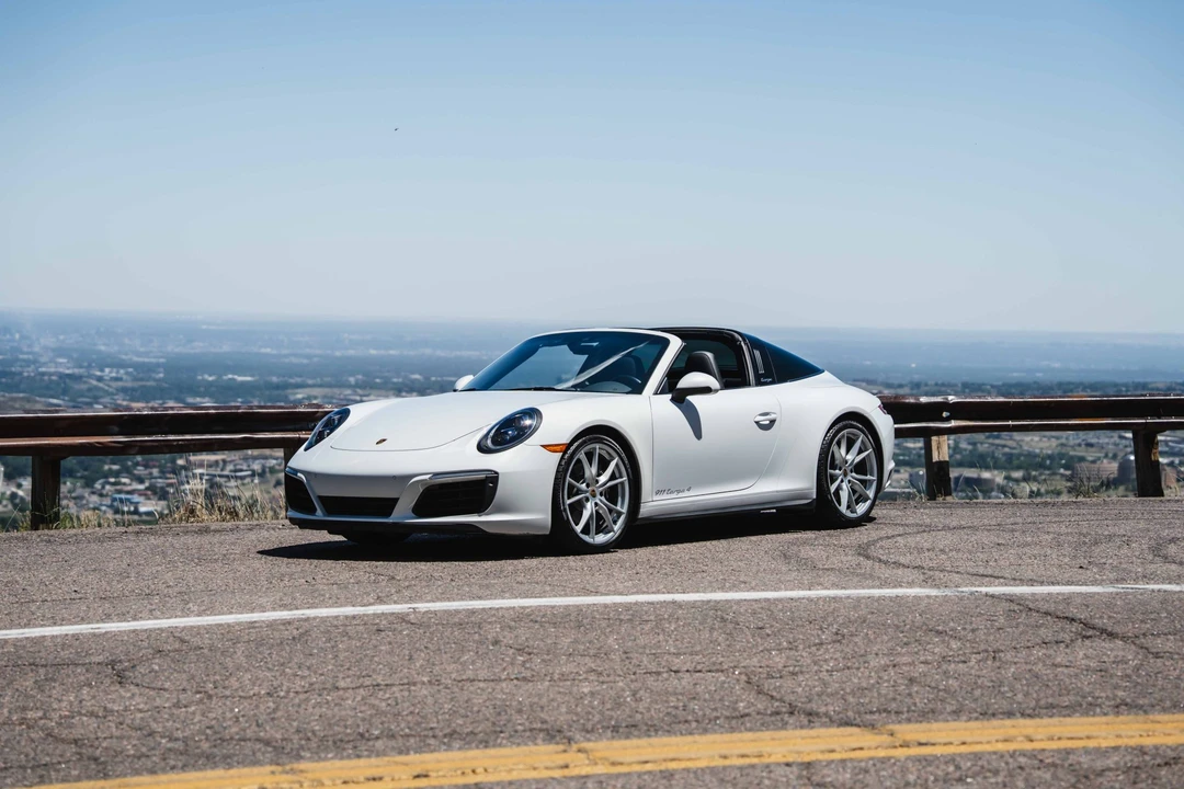 2019 Porsche 991 Targa 4 & 4S - Image 2 of 31