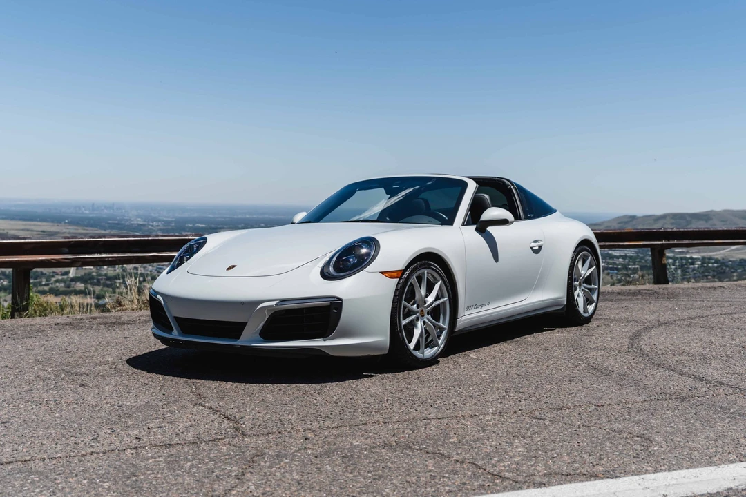 2019 Porsche 991 Targa 4 & 4S - Image 6 of 31