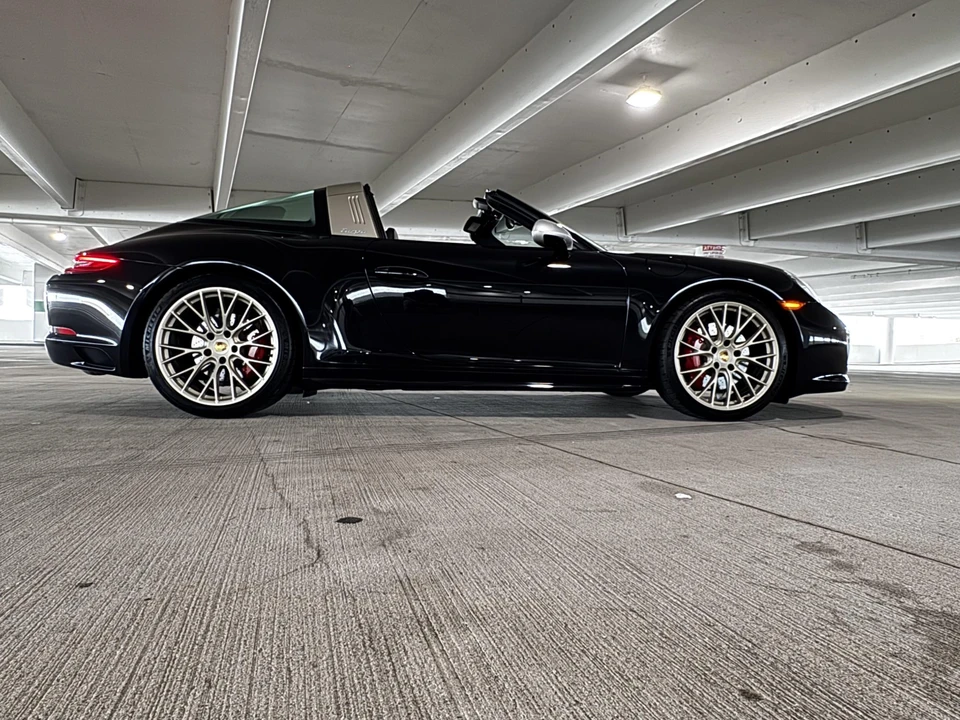 2019 Porsche 991 Targa 4 GTS - Image 12 of 31