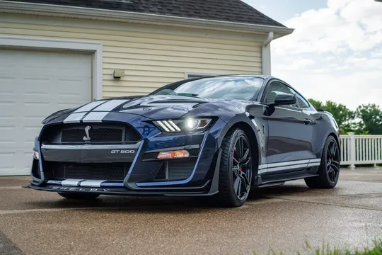 2020 Ford - Image 2 of 31