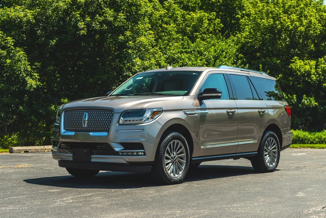 2020 Lincoln Navigator 4th Gen - Image 4 of 31
