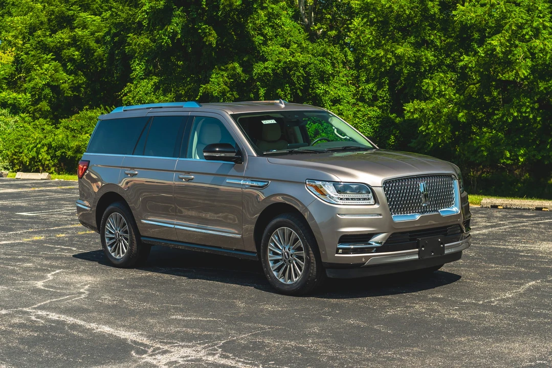 2020 Lincoln Navigator 4th Gen - Image 30 of 31