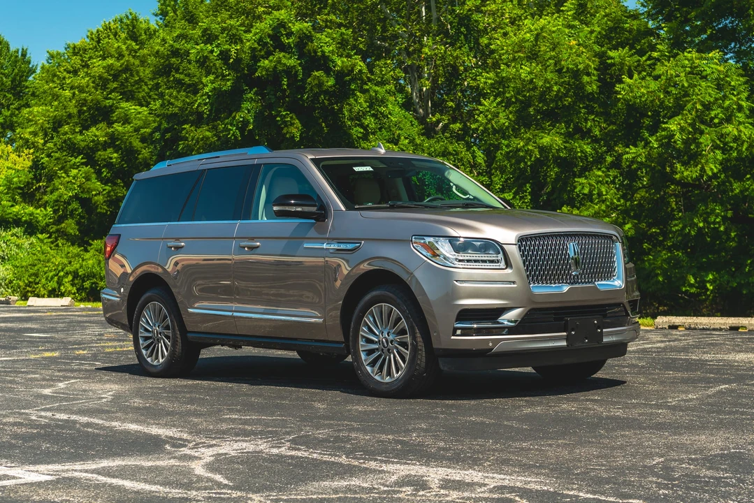 2020 Lincoln Navigator 4th Gen - Image 27 of 31