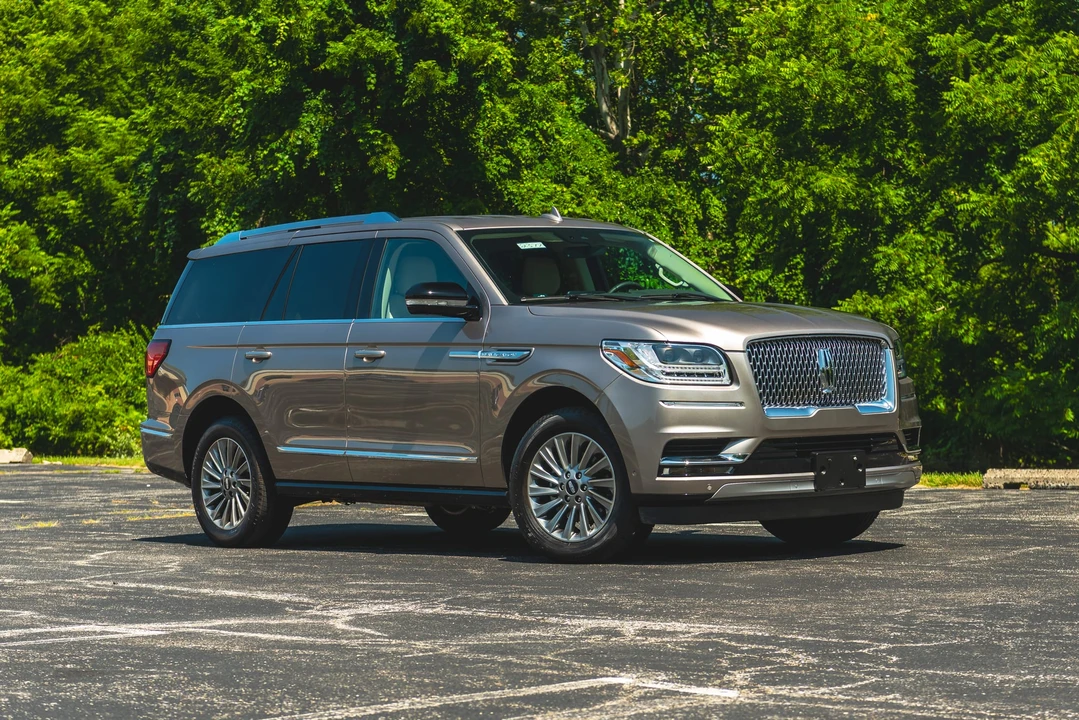 2020 Lincoln Navigator 4th Gen - Image 28 of 31