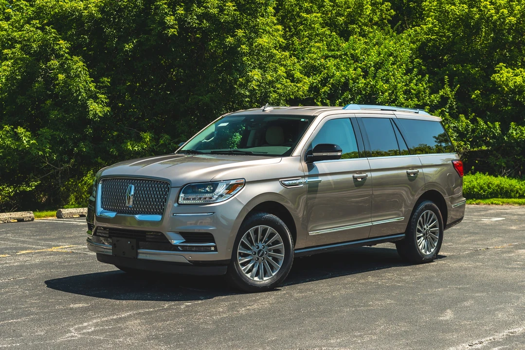 2020 Lincoln Navigator 4th Gen - Image 5 of 31