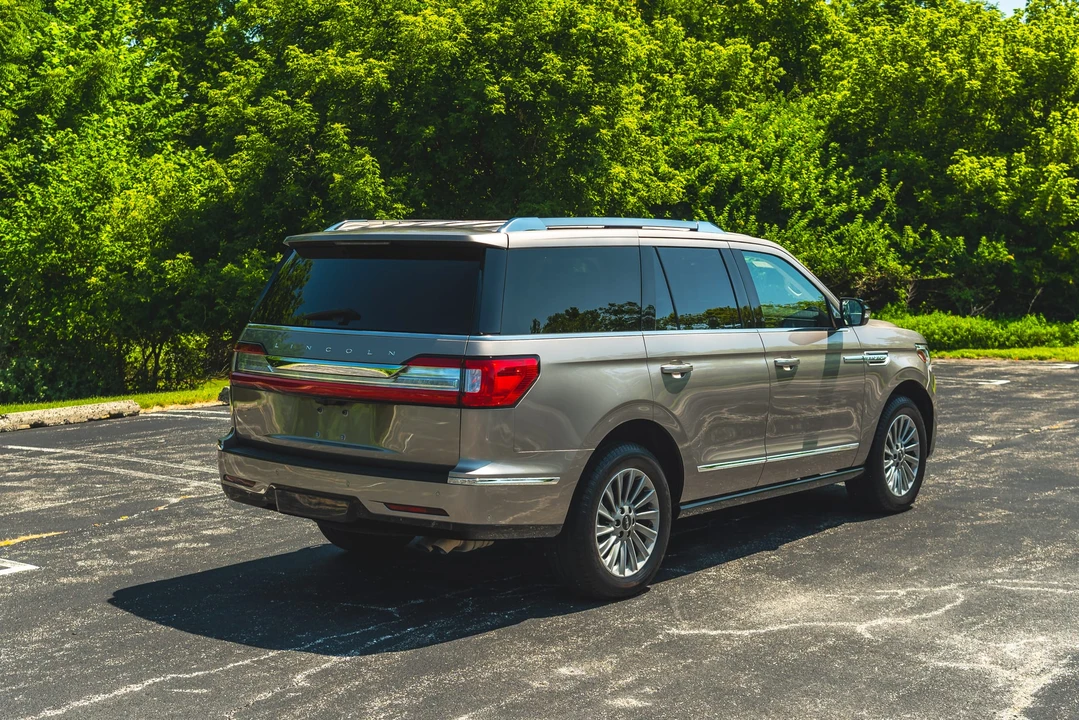 2020 Lincoln Navigator 4th Gen - Image 22 of 31