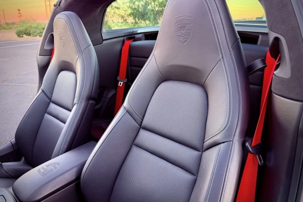 2021 Porsche 992 Targa 4 & 4S - Image 4 of 8