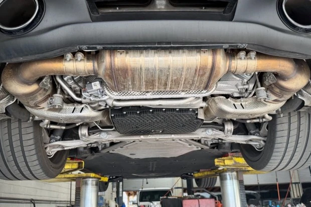2021 Porsche 992 Targa 4 & 4S - Image 7 of 8
