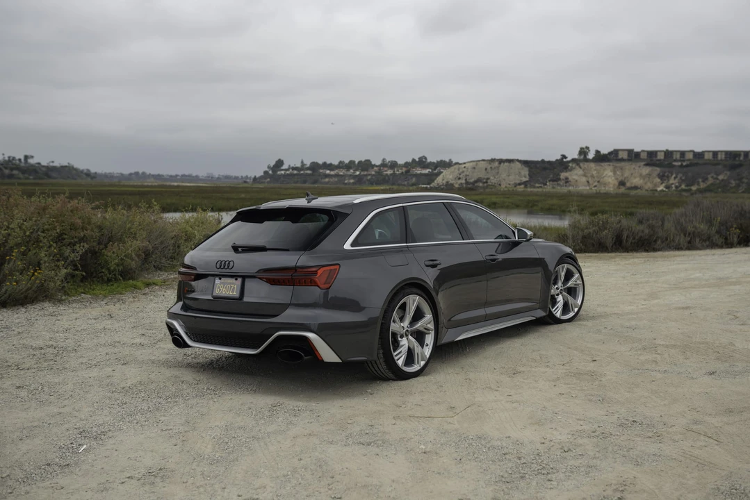 2022 Audi C8 RS6 - Image 13 of 31