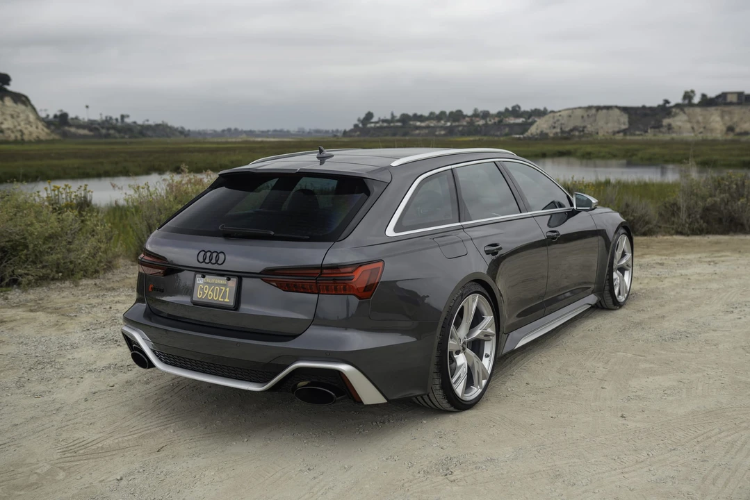 2022 Audi C8 RS6 - Image 11 of 31