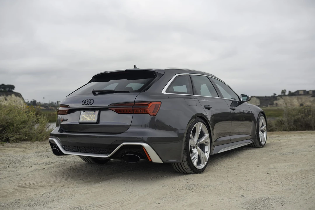 2022 Audi C8 RS6 - Image 10 of 31