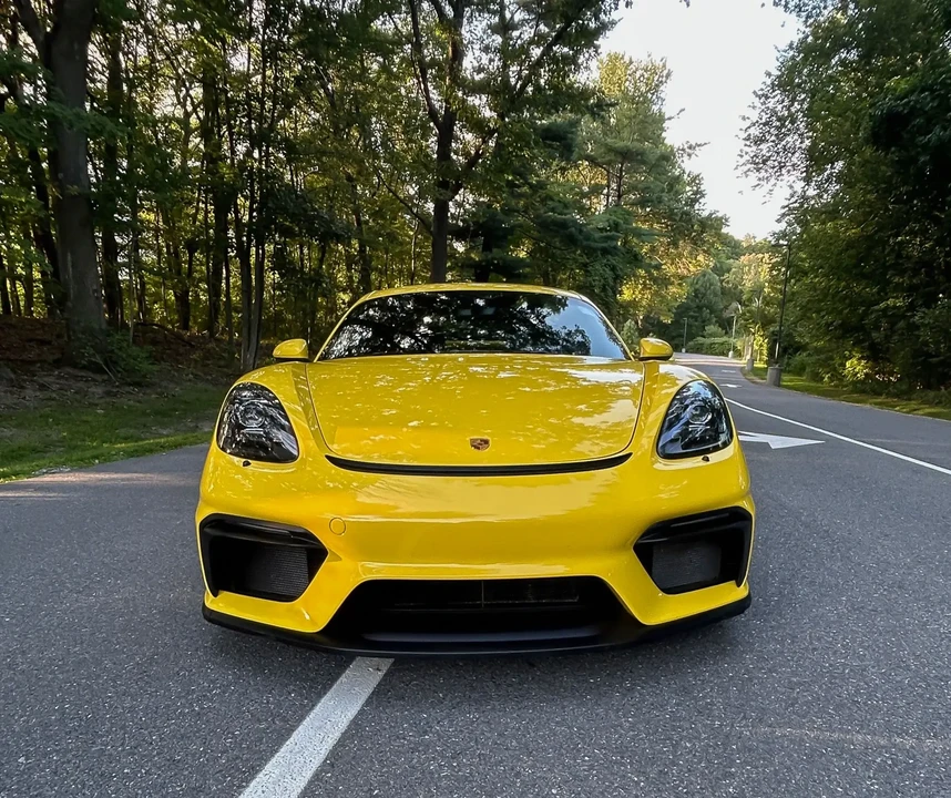 2022 Porsche 718 Cayman GT4 - Image 2 of 6