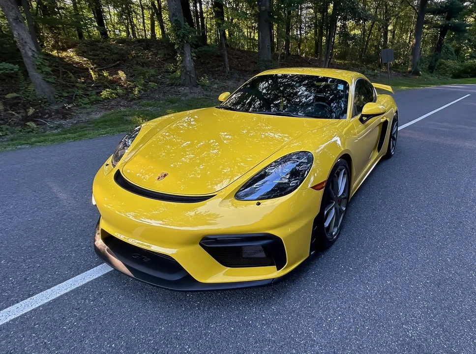 2022 Porsche 718 Cayman GT4 - Image 4 of 6