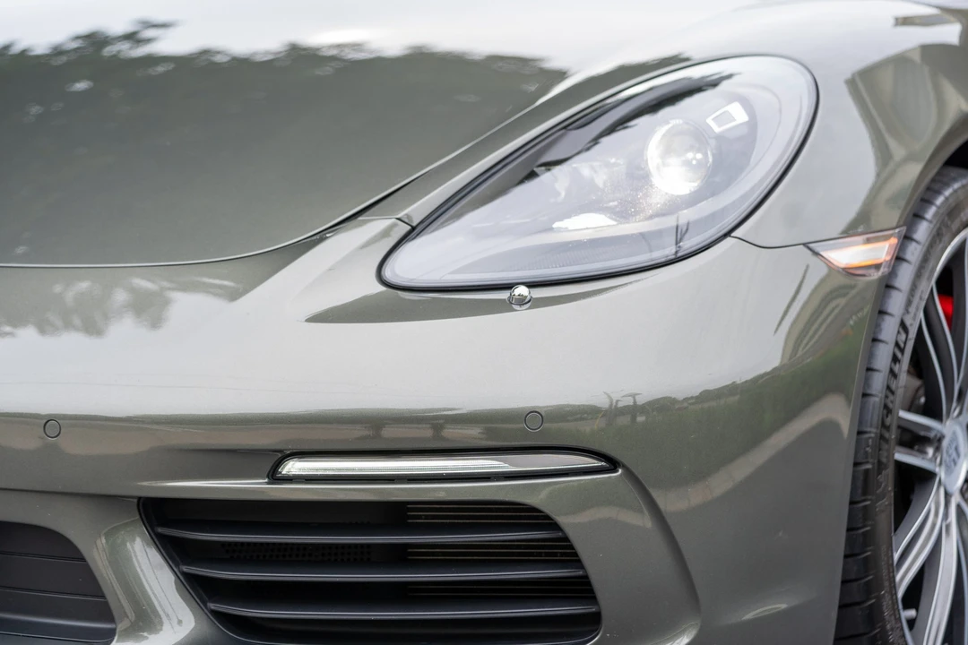 2022 Porsche 718 Cayman S - Image 13 of 31