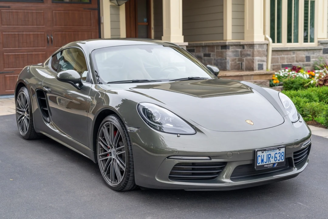 2022 Porsche 718 Cayman S - Image 1 of 31