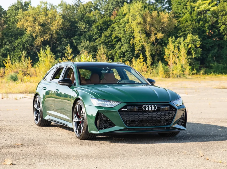 2023 Audi C8 RS6 - Image 2 of 6