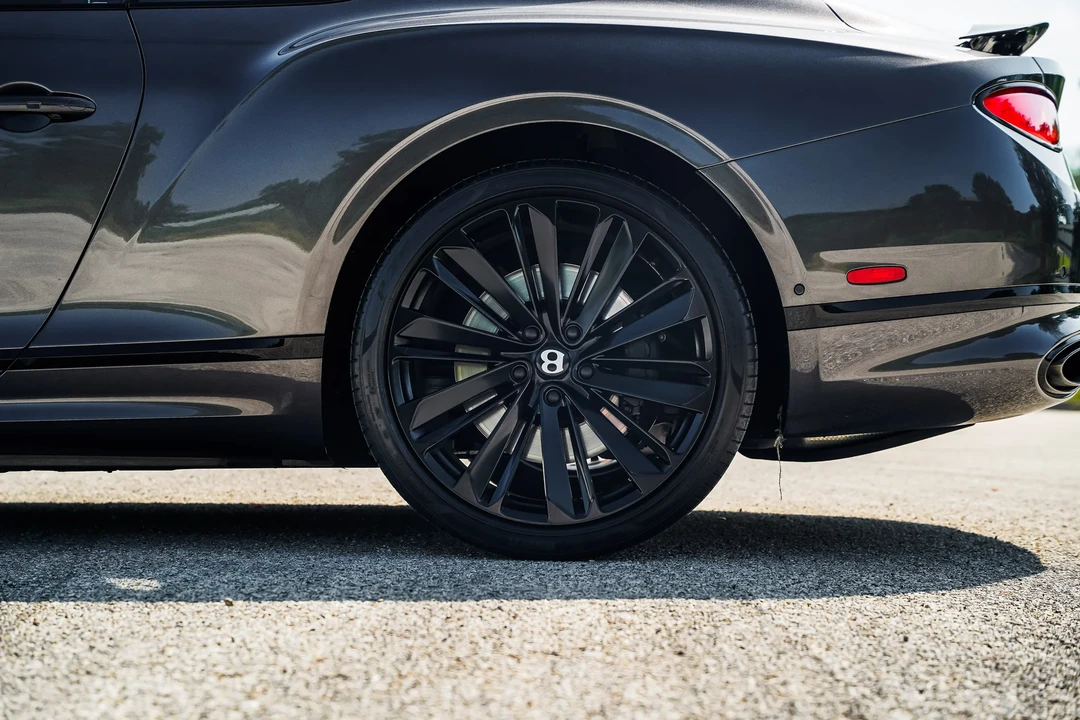 2023 Bentley Continental GT Speed 3rd Gen - Image 14 of 31