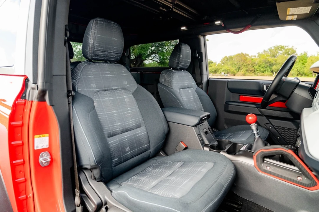 2023 Ford Bronco 6th Gen - Image 4 of 6