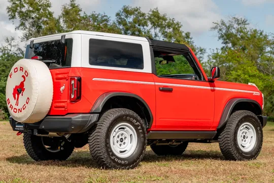 2023 Ford Bronco 6th Gen - Image 2 of 6