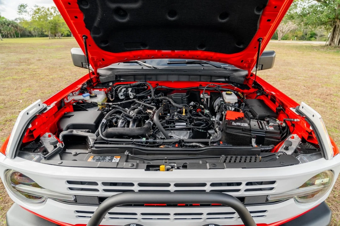 2023 Ford Bronco 6th Gen - Image 6 of 6